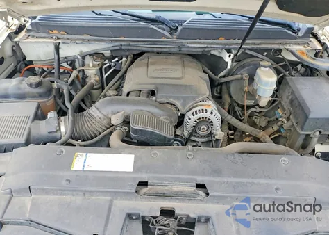 2010 Chevrolet Suburban C1500 Ltz from USA, damaged, VIN 1GNUCKE03AR221674